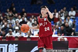 浙江男篮官方:祝贺李悦洲首次入选国家集训队 既是荣誉也是挑战配图